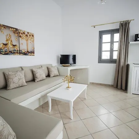 Magnificent Santorini | Euphoria | 1 Bedroom | Furnished Terrace With Private Pool | Stunning Sea Views | 아파트 이메로비글리