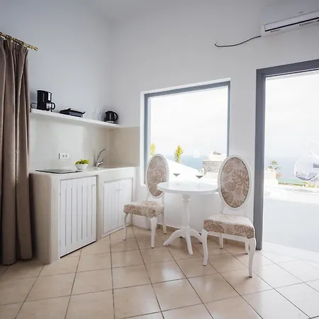 Magnificent Santorini | Euphoria | 1 Bedroom | Furnished Terrace With Private Pool | Stunning Sea Views | * 이메로비글리